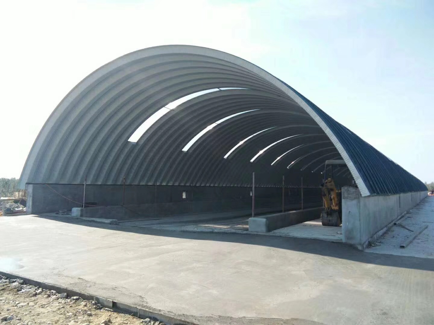 新疆奎屯地区拱形屋顶施工